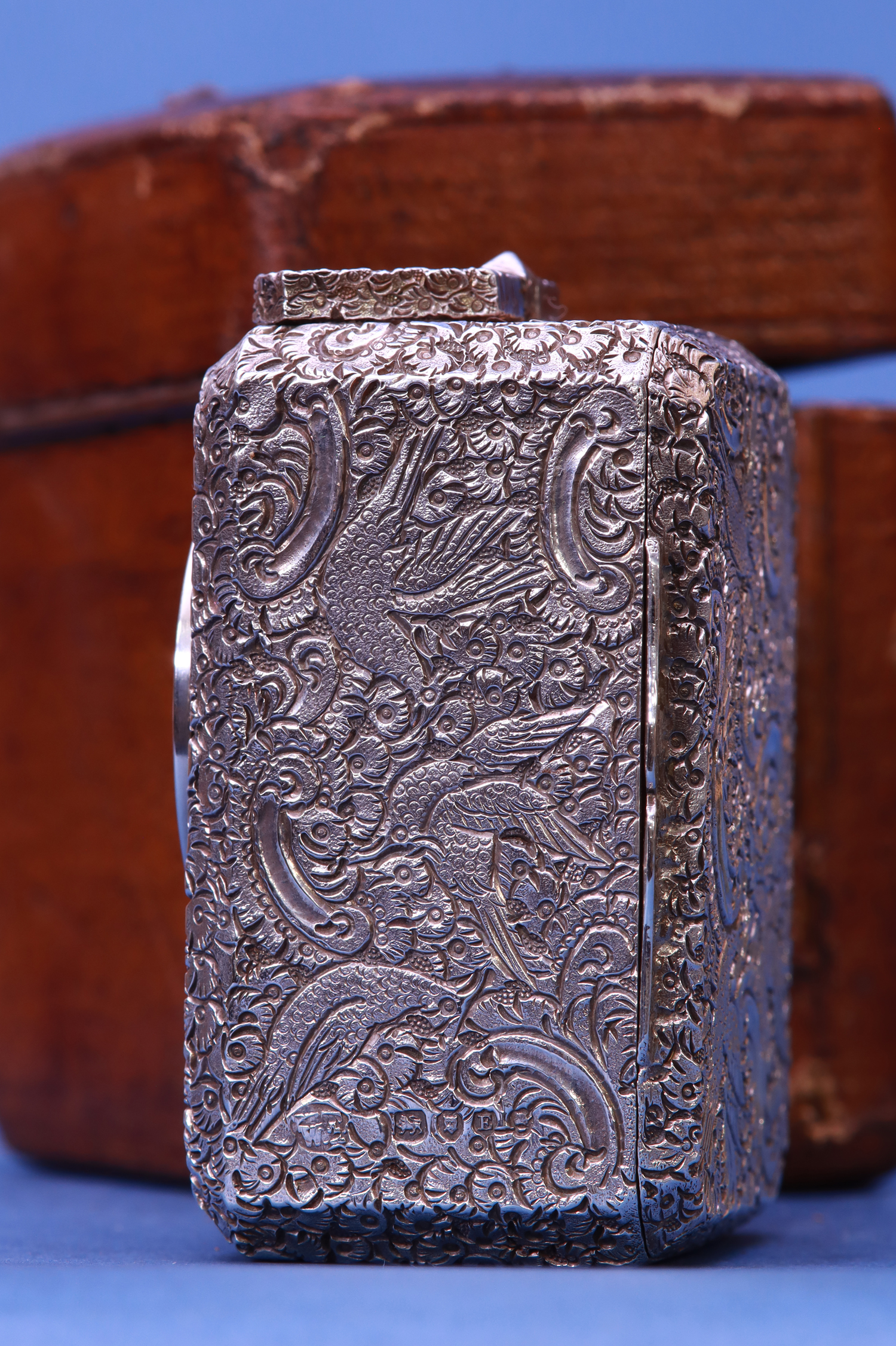 silver engraved 4